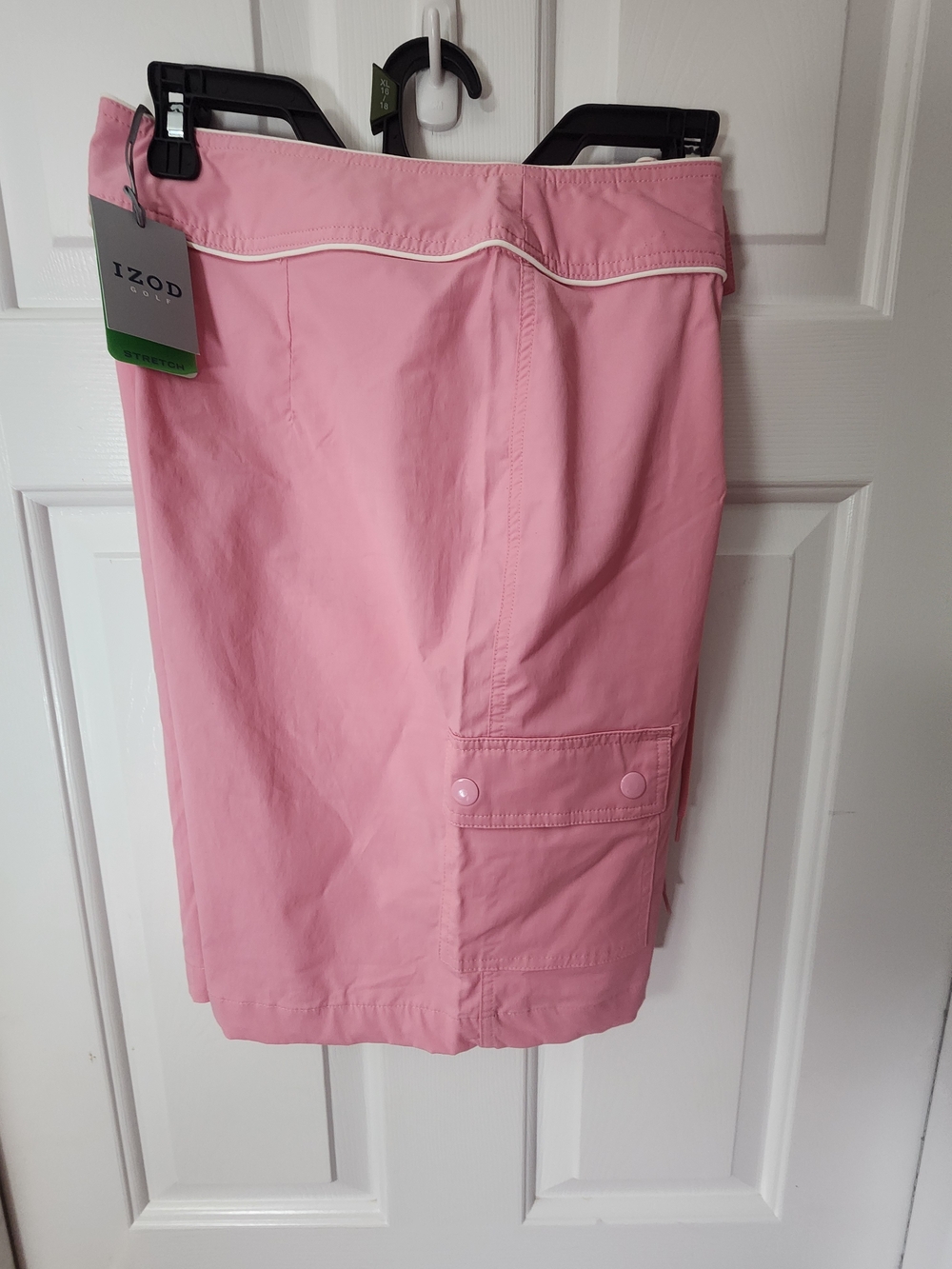 NWT - Izod Pink Women's Cargo Golf Shorts Sz 10